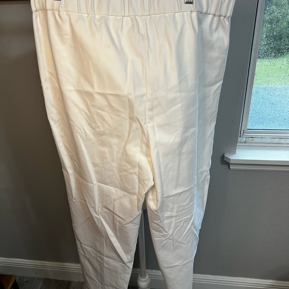 St. John Extra Large Elastic Waist White Pants New With Tag NWT - Picture 8 of 12